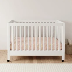 Maki Portable Folding Crib with Toddler Bed Conversion Kit in White