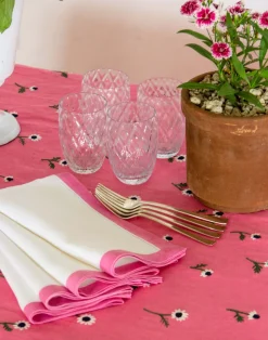 Manzanilla Rectangular Tablecloth in Bougainvillea