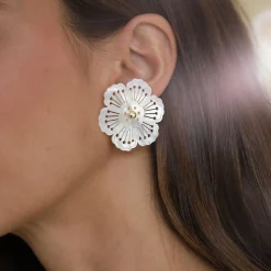 Marguerite Oversized Stud