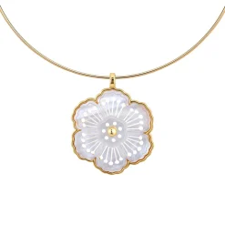 Marguerite Pendant & Neck Wire