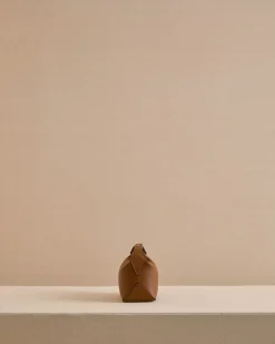 Mason 17 in Tumbled Grain Acorn