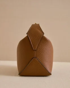 Mason 17 in Tumbled Grain Acorn