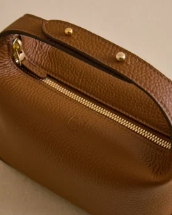 Mason 17 in Tumbled Grain Acorn