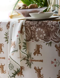 Matouk Schumacher Granada Oblong Placemat, Set of 4