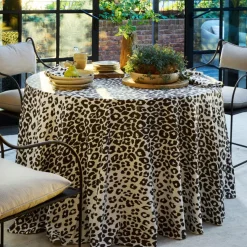Matouk Schumacher Iconic Leopard Tablecloth