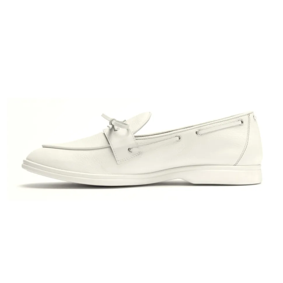 Men's Vintage White Pebbled Leather Barca Yacht Loafer