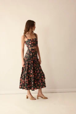 Mia Top in Midnight Garden