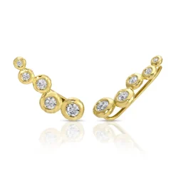 Nesting Gem Ear Crawler