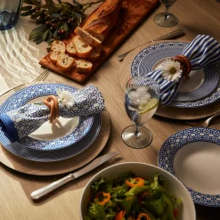 Newport Garden Gate Dinner Napkins in Blue, Set of 4