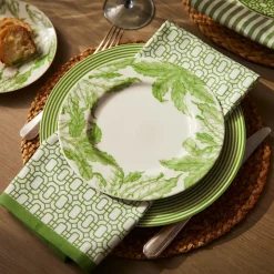 Newport Garden Gate Dinner Napkins in Green, Set of 4