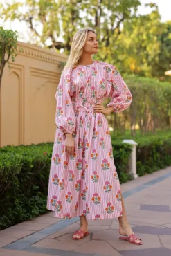 Newport Top in Pink & Orange Flower