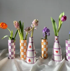 Oily Chéri Oil Dispenser in Lilac & Red Designs