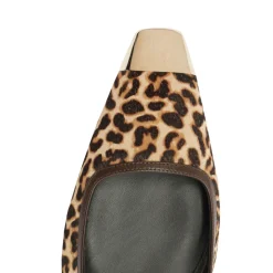 Olivia Flat in Leopard