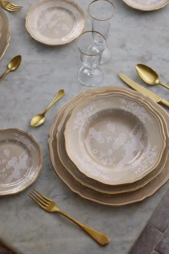 Oriente Italiano Antico Doccia Soup Plate in Meringa