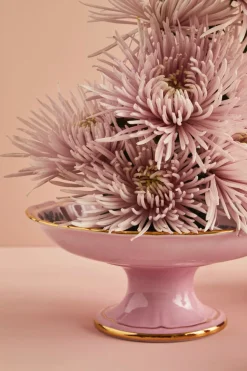 Oriente Italiano Fruit Stand in Bario