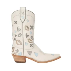 OTM Exclusive: Elaine Crème