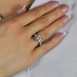 Paradis Diamond Rings