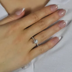 Paradis Emerald Cut Diamond Solitaire Ring