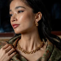 Pathway Petite Link Necklace in Gold