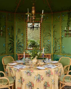 Peonia Tablecloth
