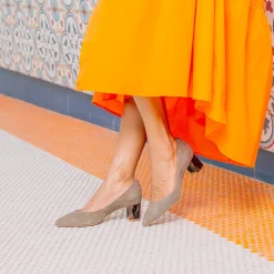 Perfect Emma in Taupe Suede