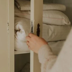 Petal Scallops Baby Duvet in Pink