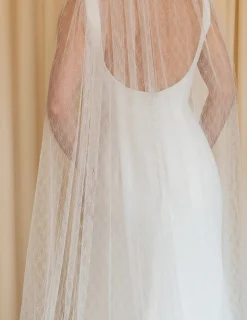 Petit Floral Lace Veil