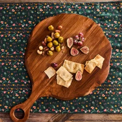 Puro Round Serving Board in Teak