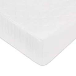 Quilted Changing Pad Cover in GOTS Certified Organic Muslin Cotton in White