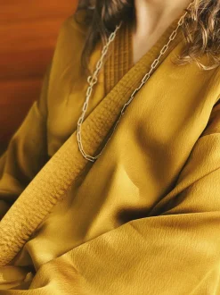 Rectangular Link Chain Necklace with Tusk Clasp