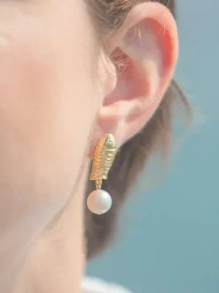 Reef Earrings in Gold & White