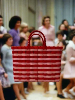 Retro-Travel Tote in Pink & Red