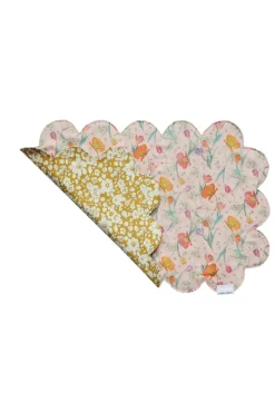 Reversible Cloud Scallop Placemat Made With Liberty Fabric in Spring Blooms & Betsy Boo