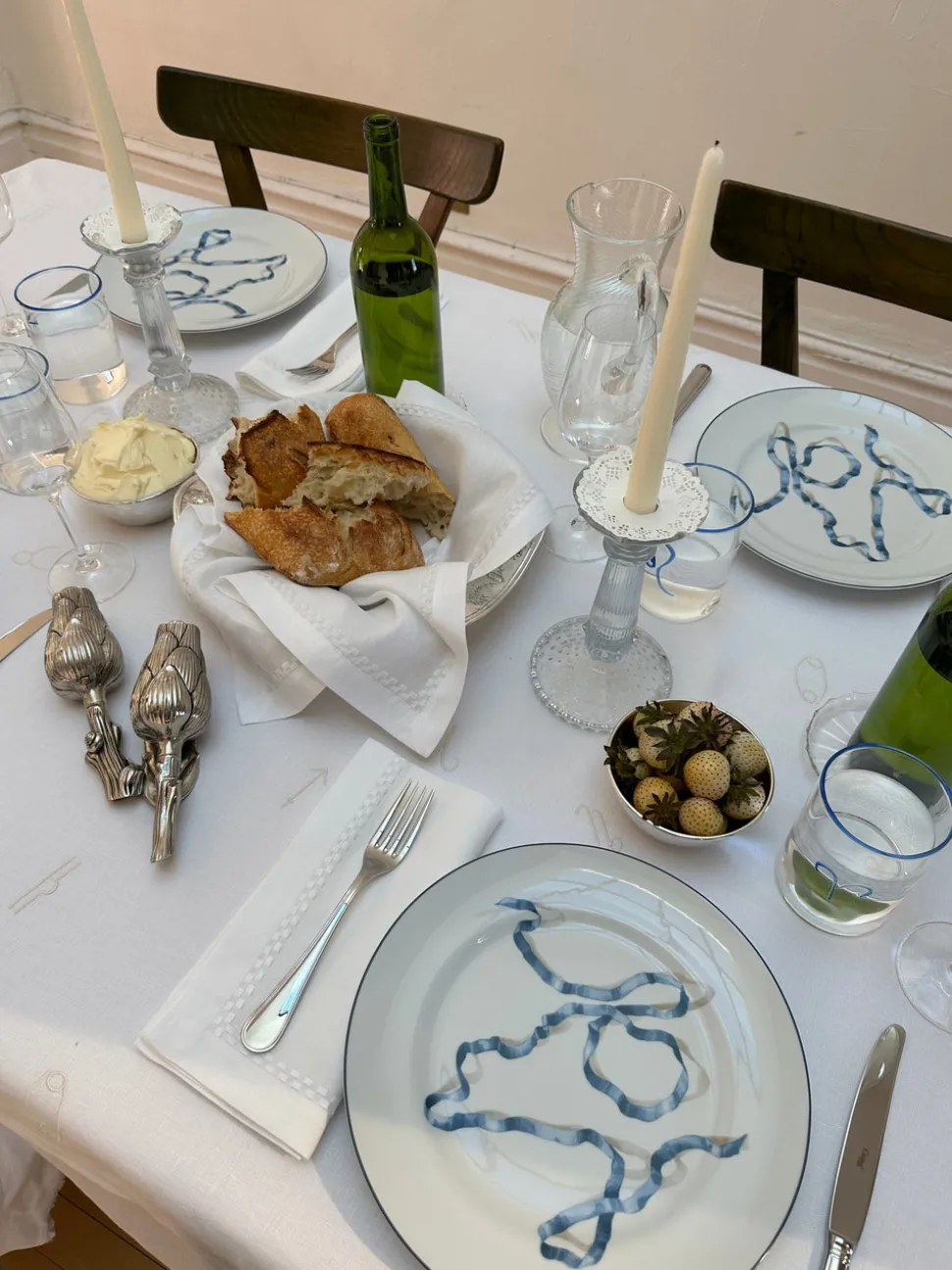 Ribbon Dinner Plates