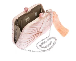 Rosie Clutch in Peach