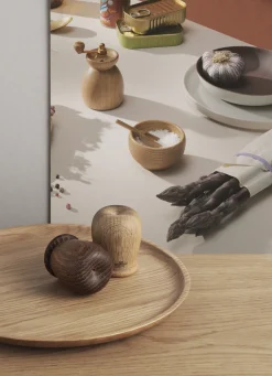 Salt and Pepper Set in Oak and Smoked oak