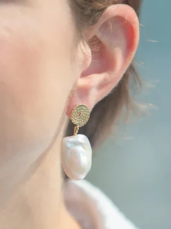 Saylor Earrings in Gold & White