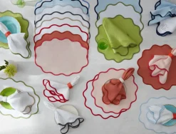Scallop Edge Circle Placemat, Set of 4