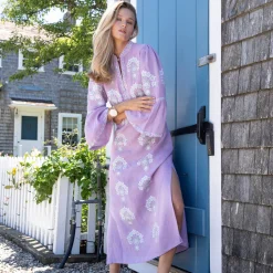 Scallop Shell Cuff in Mother of Pearl