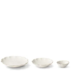 Scalloped Nesting Serving Dishes, Set of 3