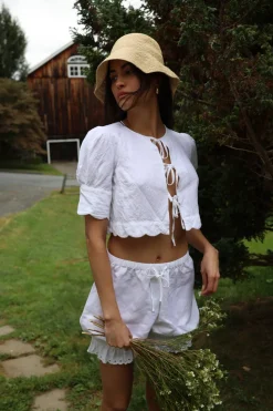 Scalloped Top in White