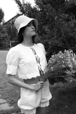 Scalloped Top in White