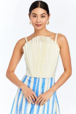 Scallopini Top in Ivory