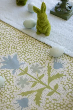 Shagreen Tulip Tablecloth