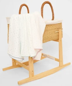 Shane Blanket in Rose Hearts