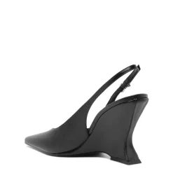 Siena Buckle Pump in Black