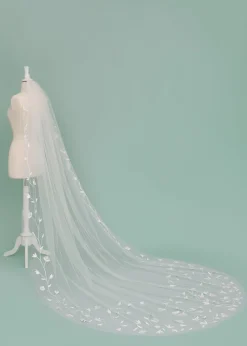 Sienne Veil