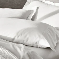 Signature Hemmed Pillowcase Set in White