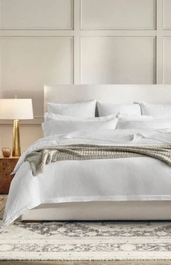 Signature Hemmed Sheet Set in White