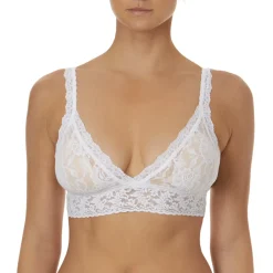 Signature Lace Padded Crossover Bralette